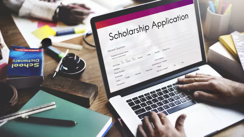 government scholarships for graduate students